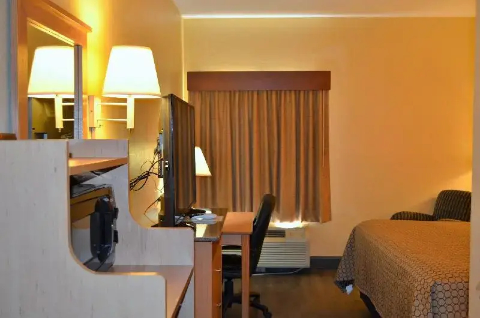 Baymont Inn & Suites