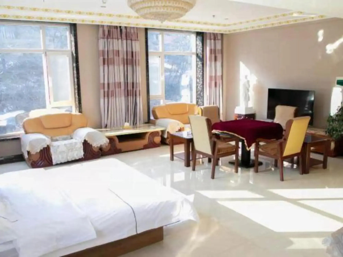 Hanlinyuan Business Hotel