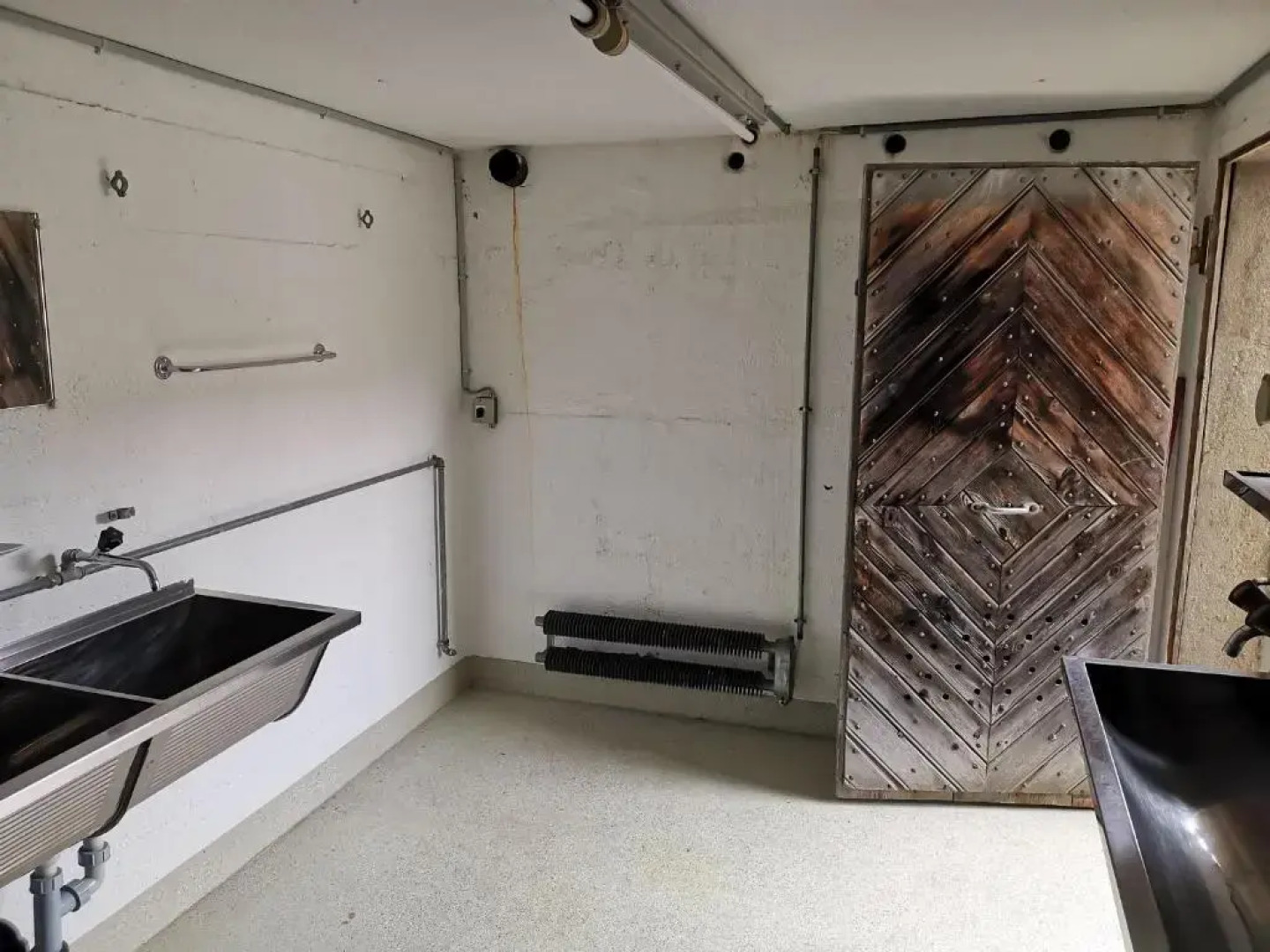 Berg - Hütte beim H O T E L Bahnhof Ausserberg