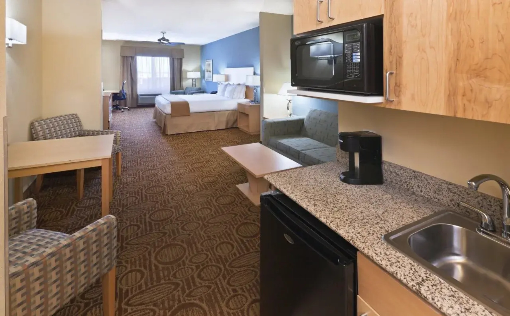 Holiday Inn Express Hotel Suites Lubbock Southwest-Wolfforth by IHG