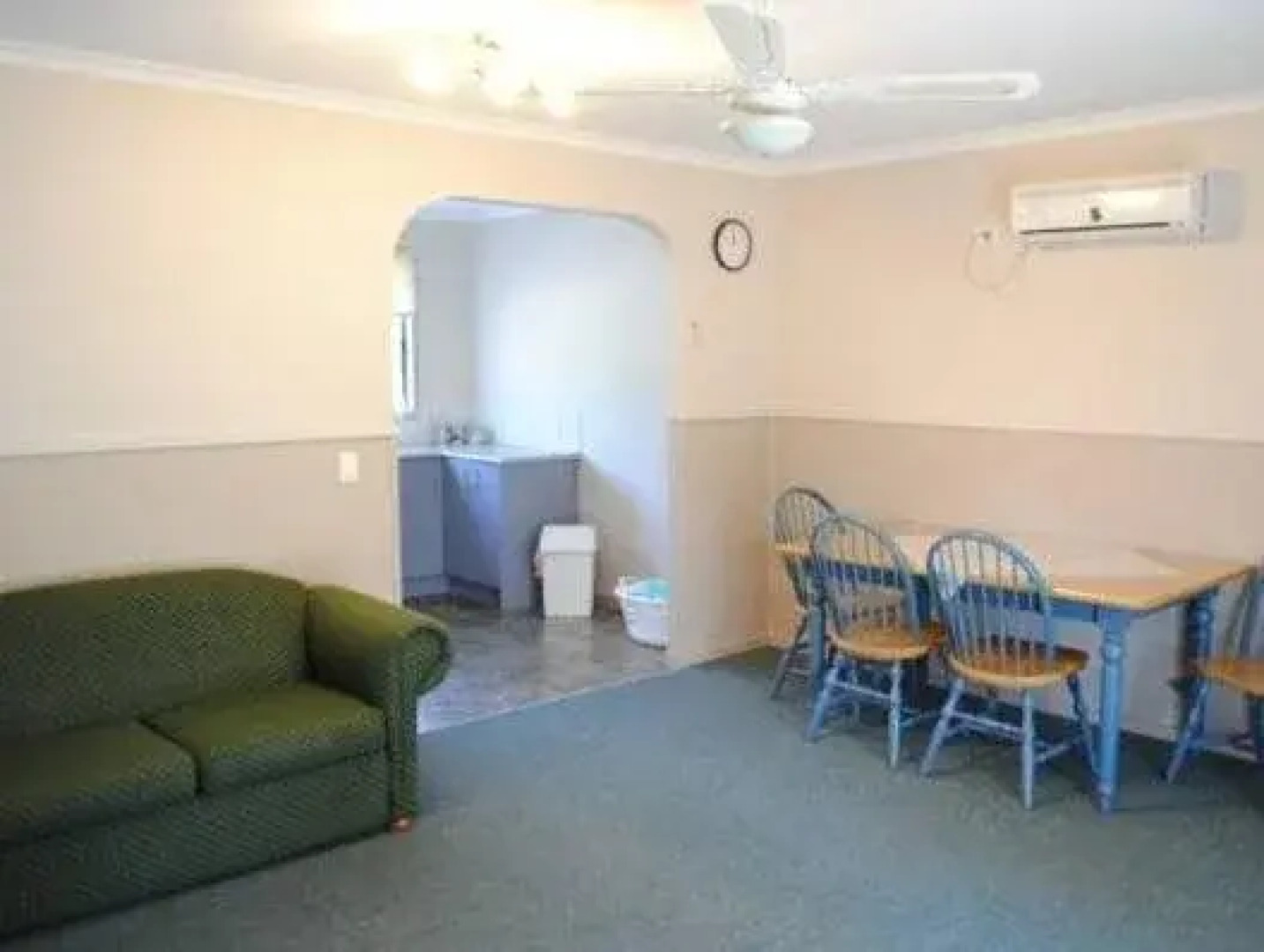 Lakes Entrance Country Cottages