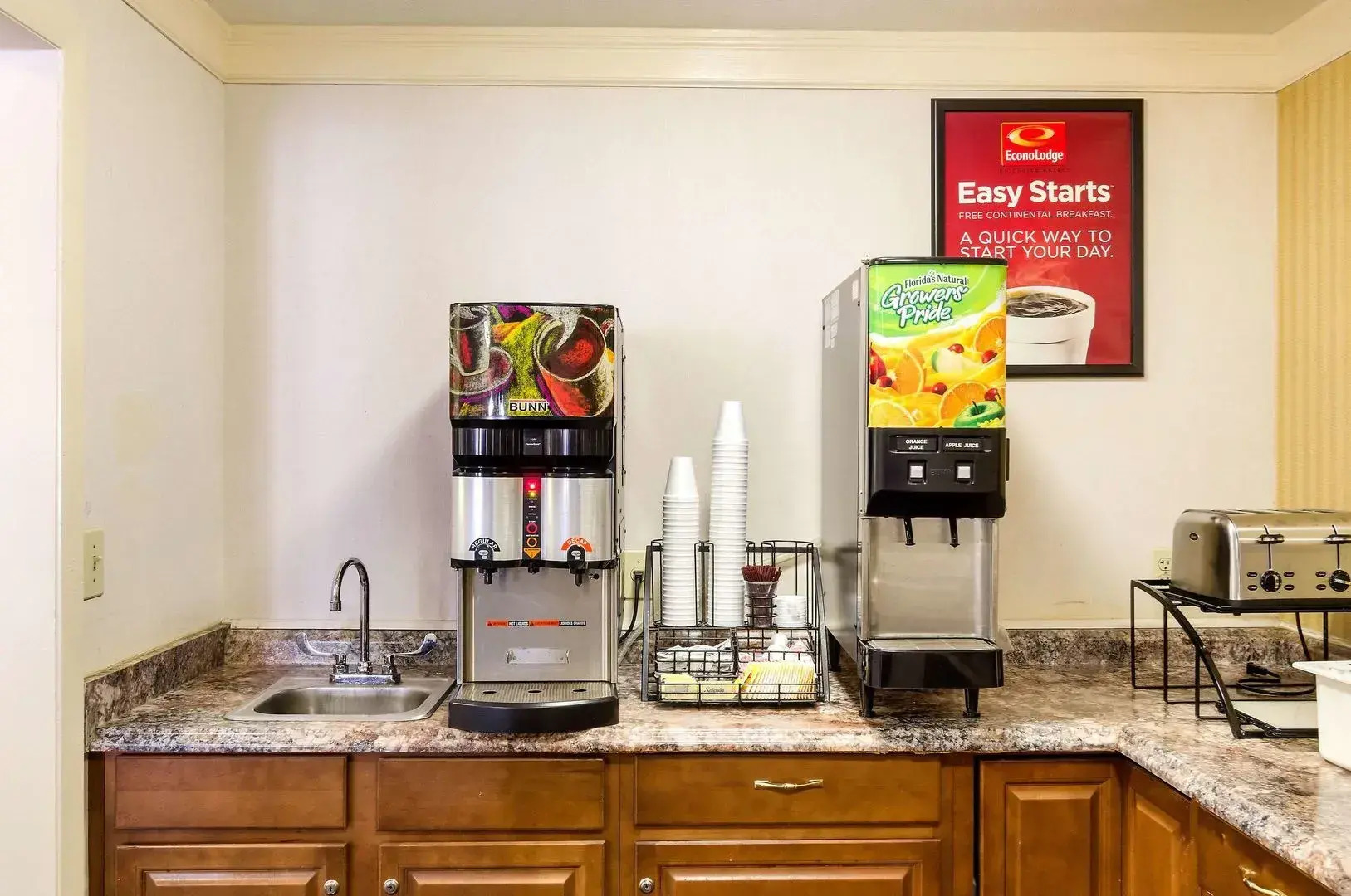 Howard Johnson by Wyndham Malden Boston Area