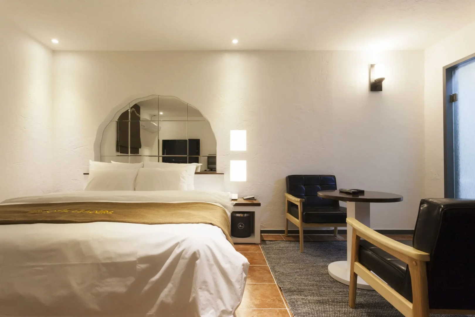 Hotel Leaders