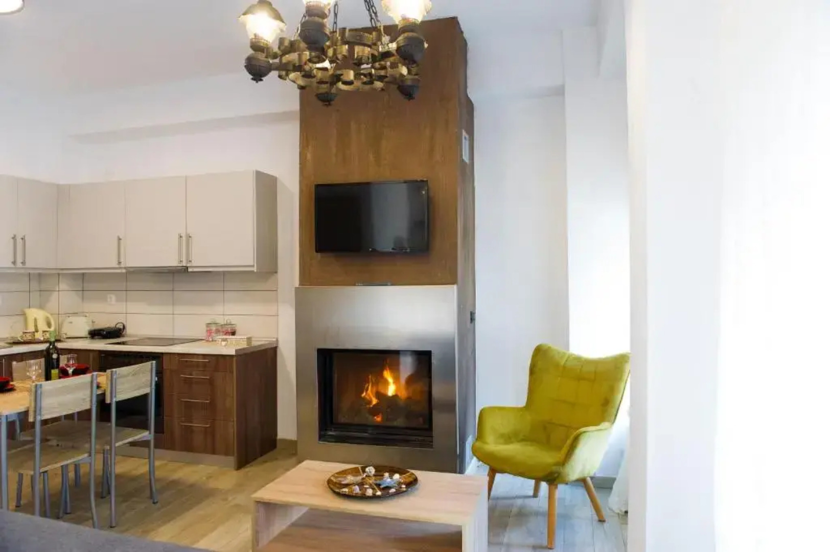 To petrino holidays house