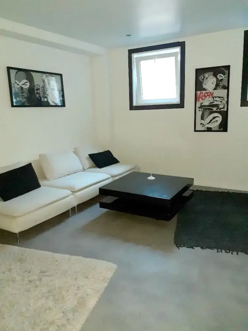 Apartment With one Bedroom in Schiltigheim, With Wifi