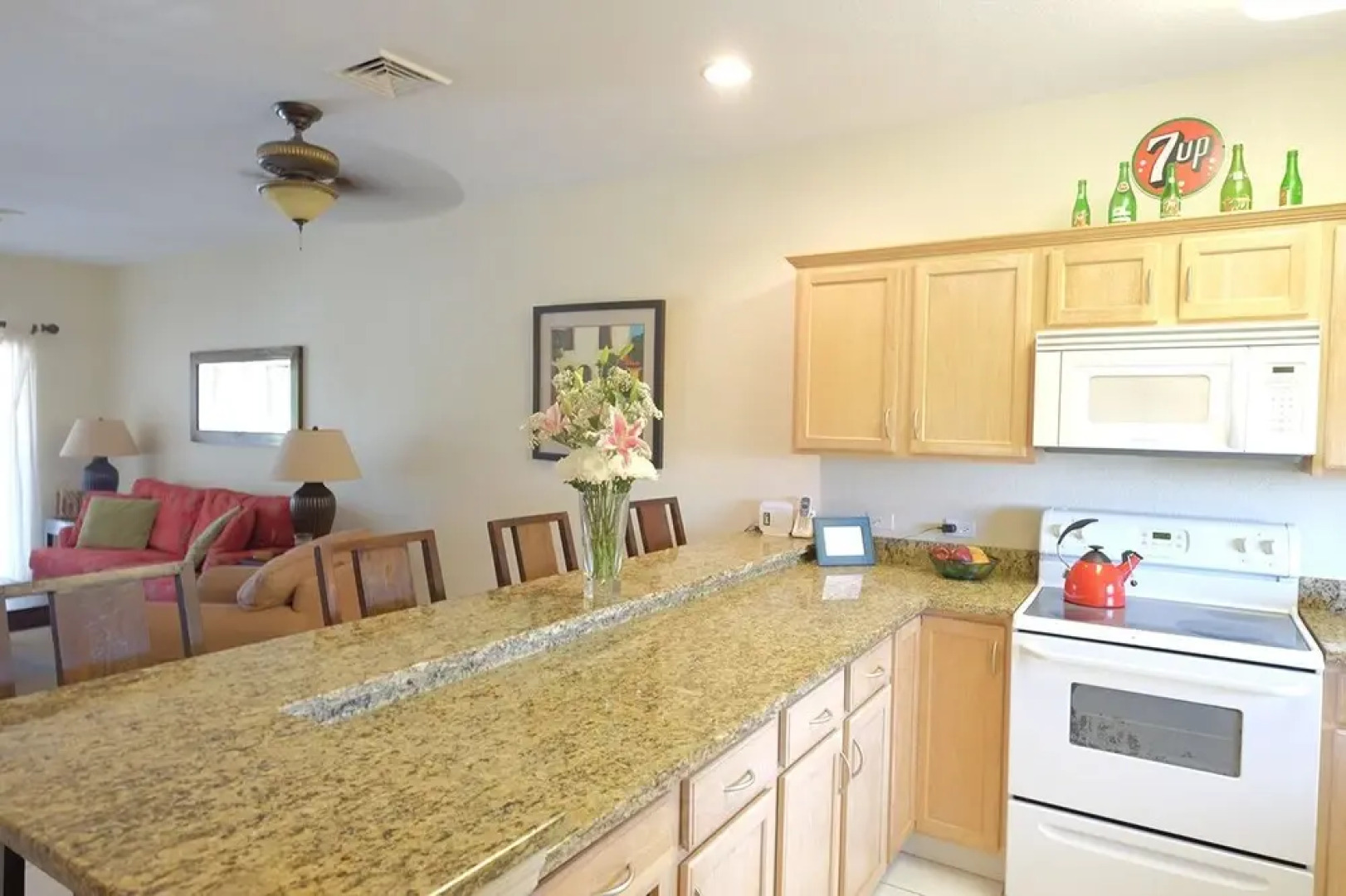 7 Up Condo by Cayman Vacation