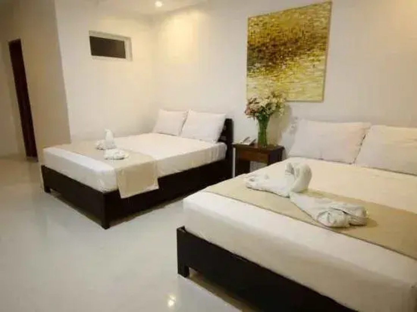 RedDoorz Plus @ San Roque Roxas City