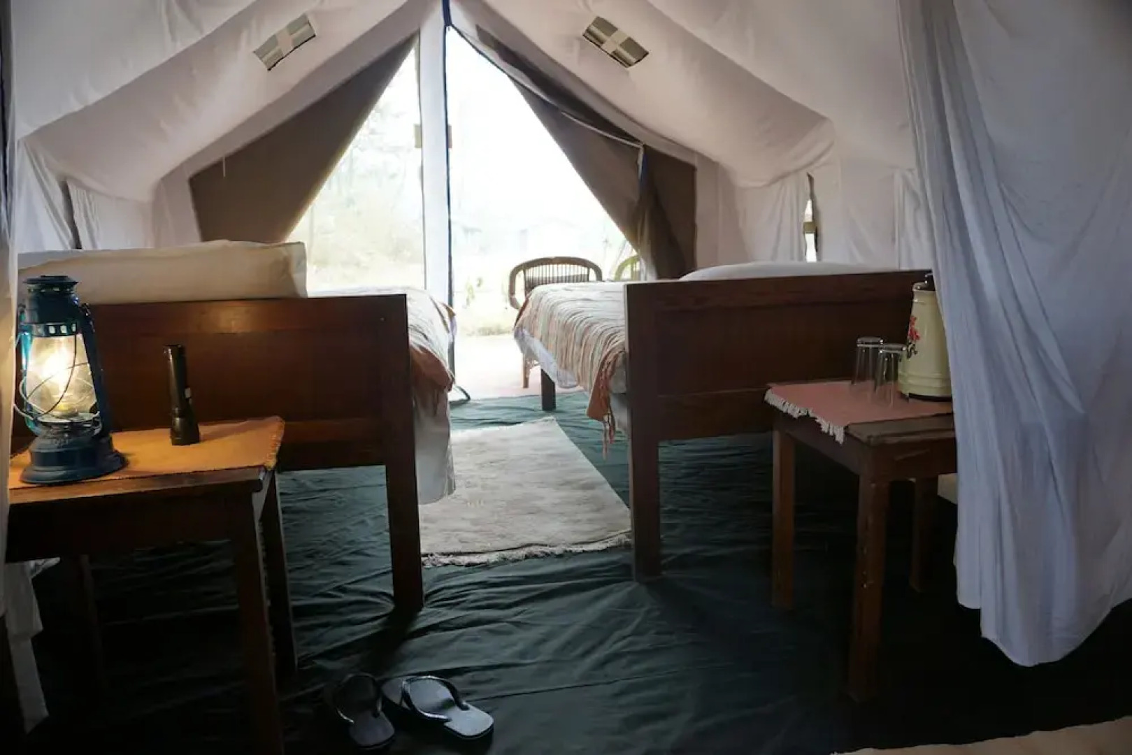 Tiger Tops Tharu Lodge