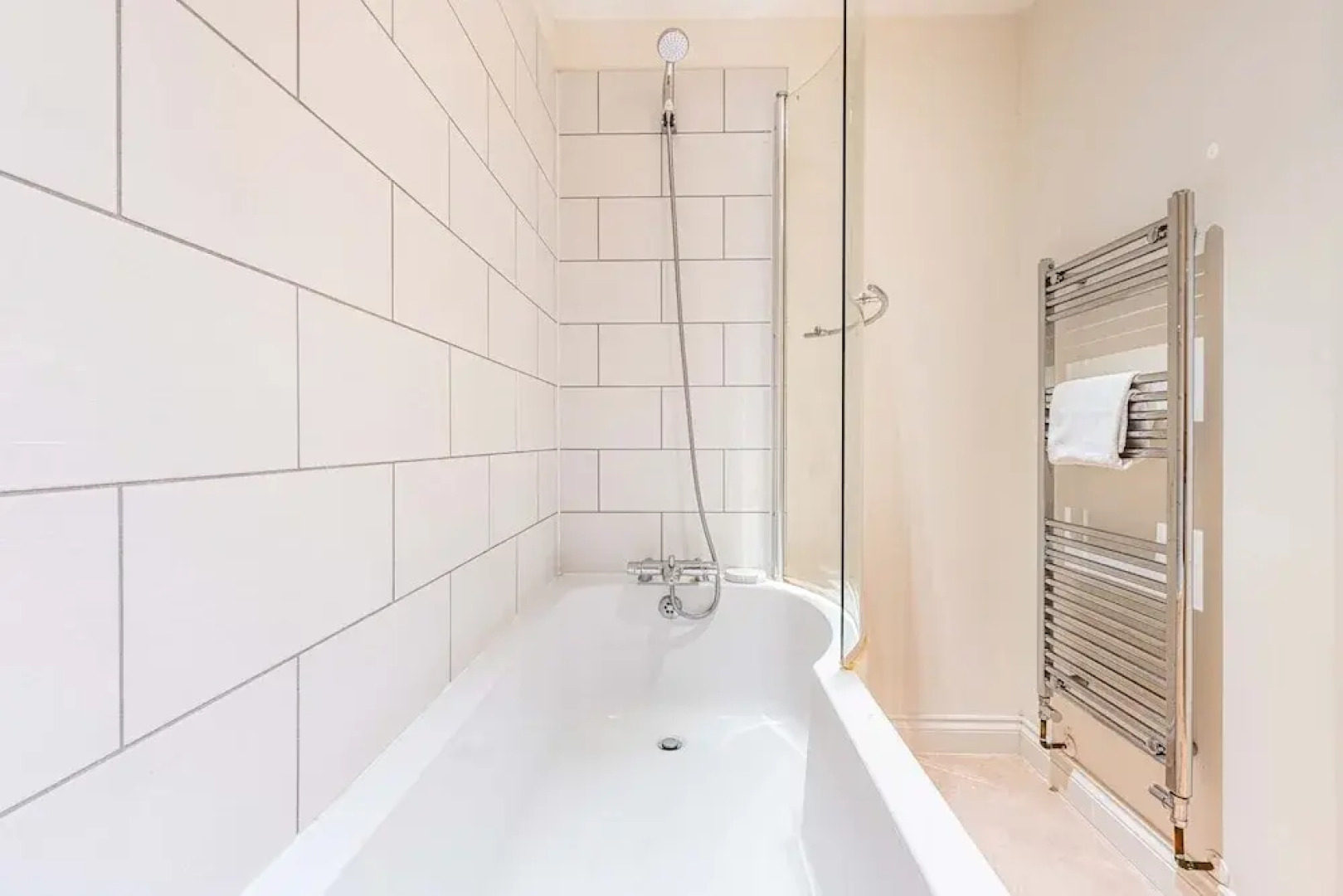 Grade 2 Listed Converted Church, Within 750yrds to Southsea Beach