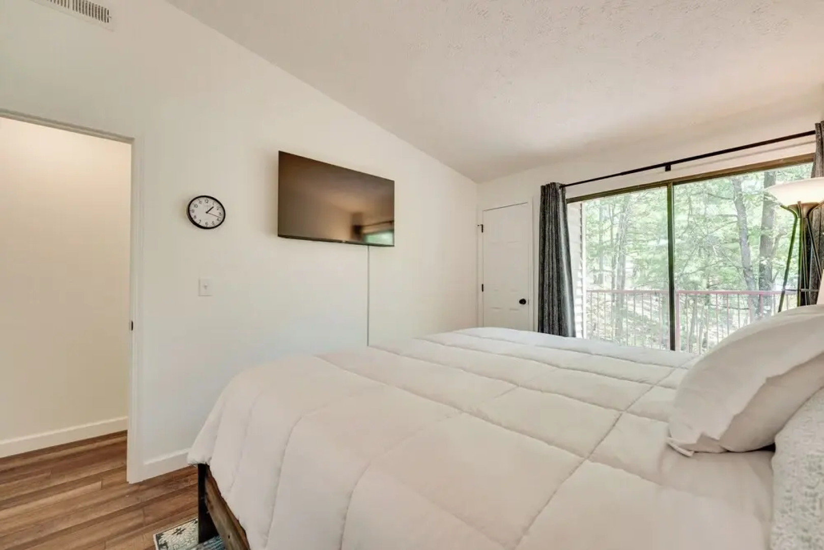 Table Rock Lake Condo 3 Mi to Boat Ramp!