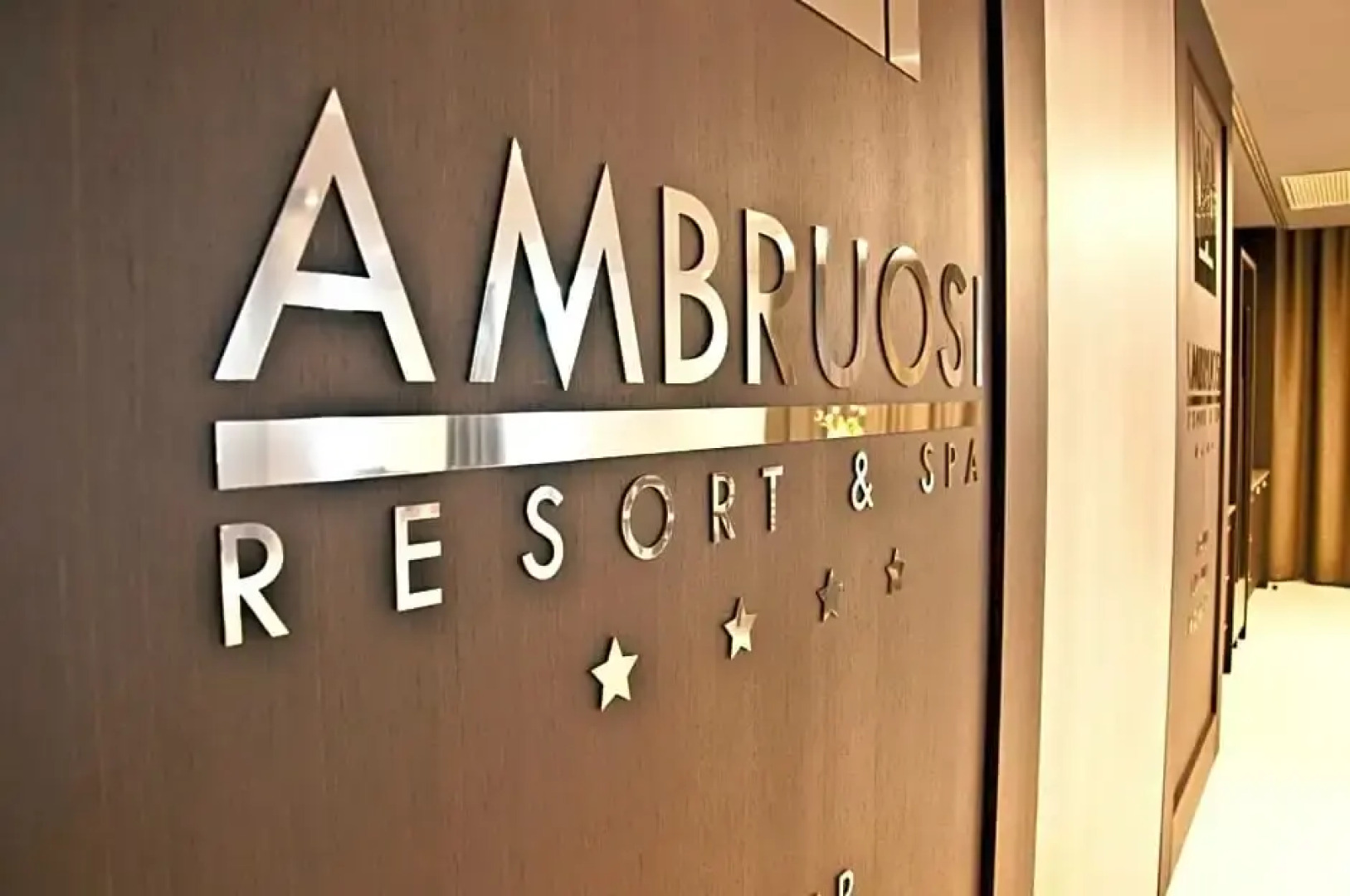 Ambruosi Village Resort & Spa