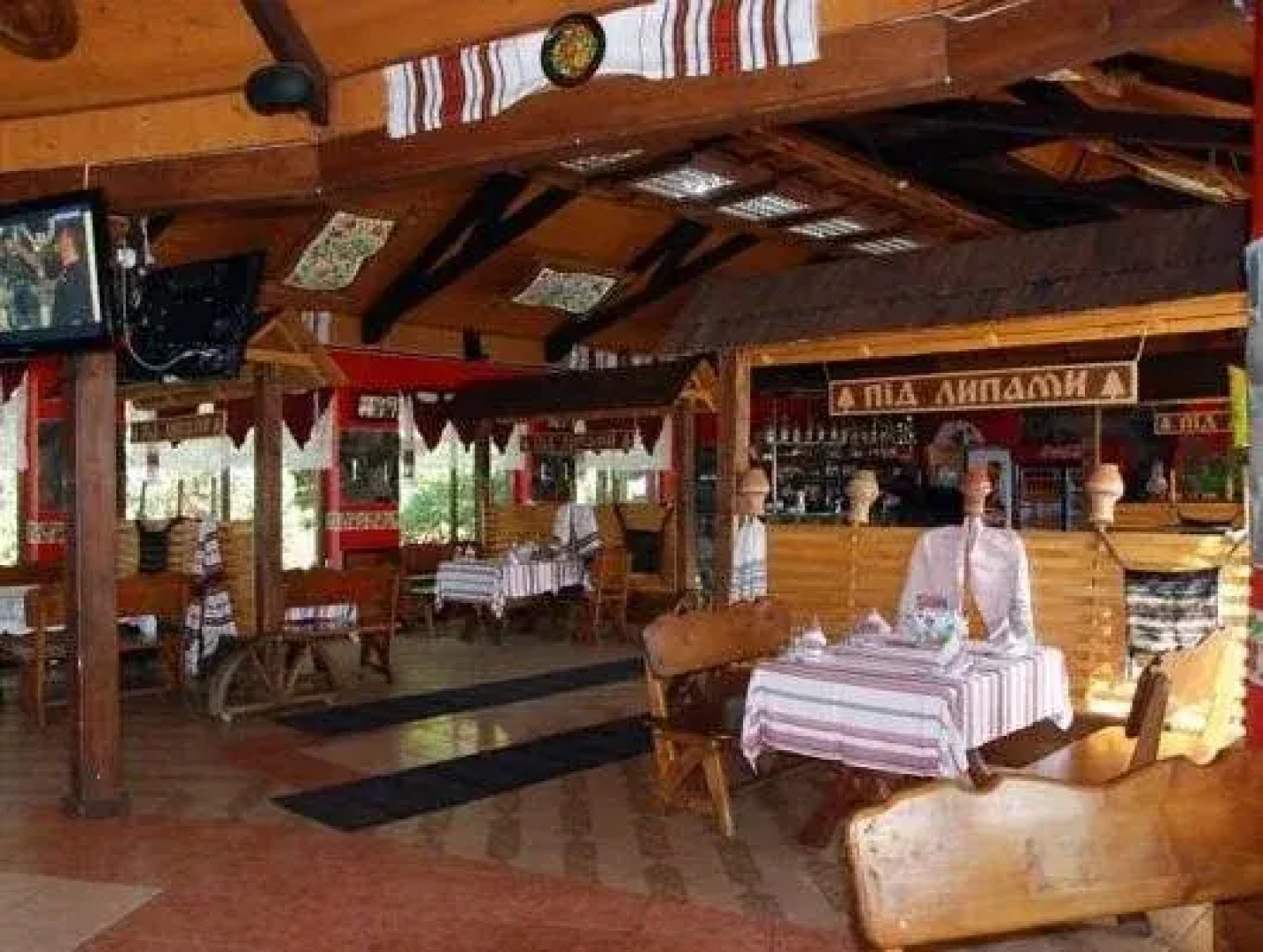 Под липами Отель