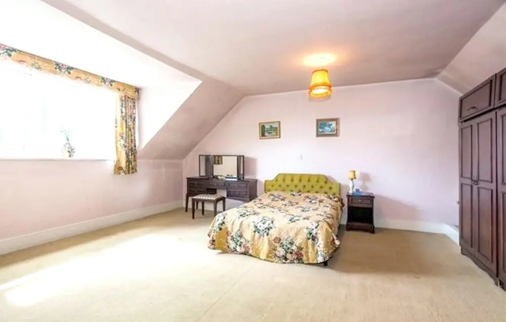 House With 5 Bedrooms in Eyrecourt, With Enclosed Garden Near the Beach