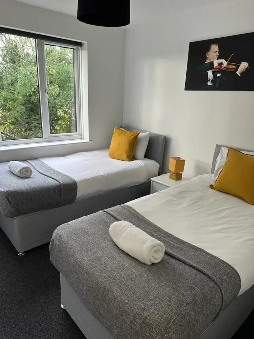 Black Door MALT-Huku Kwetu (Dunstable)