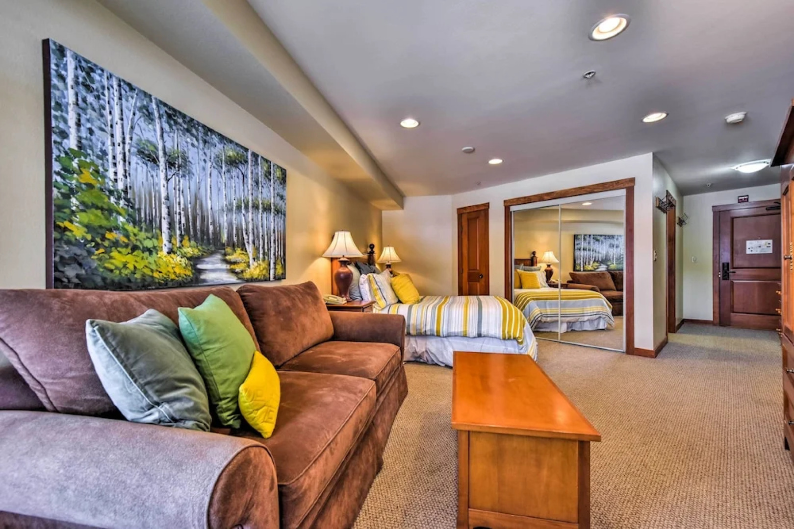 Ski-in/ski-out Solitude Resort Condo w/ Mtn Views!