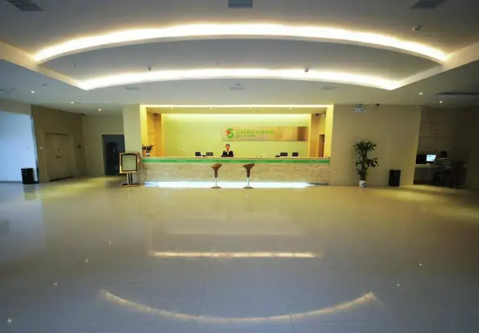 5 Yue Zhangjiajie Wulingyuan Branch