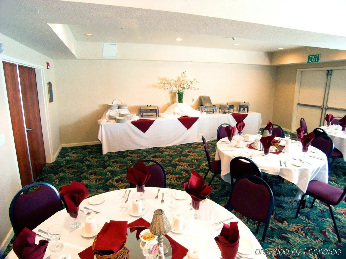 Best Western Plus Villa Del Lago Inn Patterson