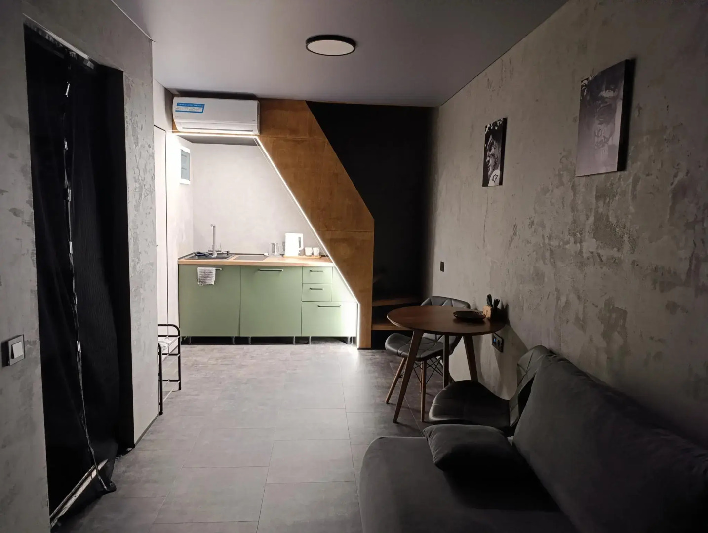 The-Pole (Зе Поле)