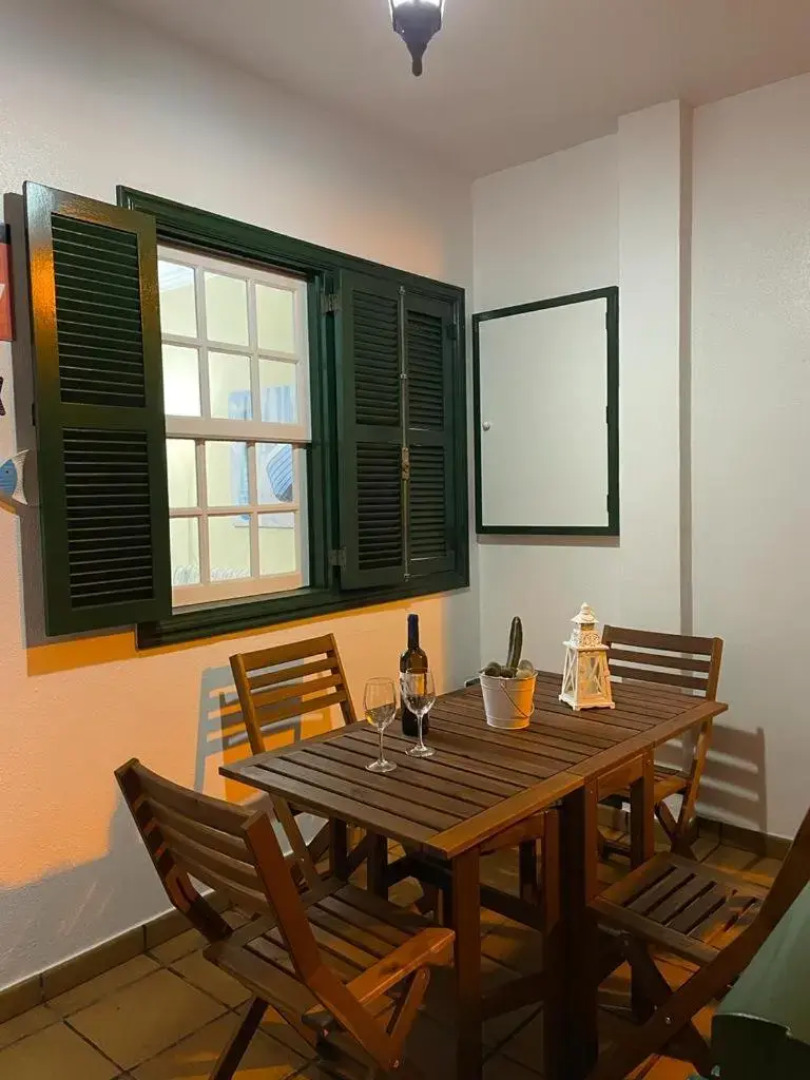 Primera línea en piscinas naturales.