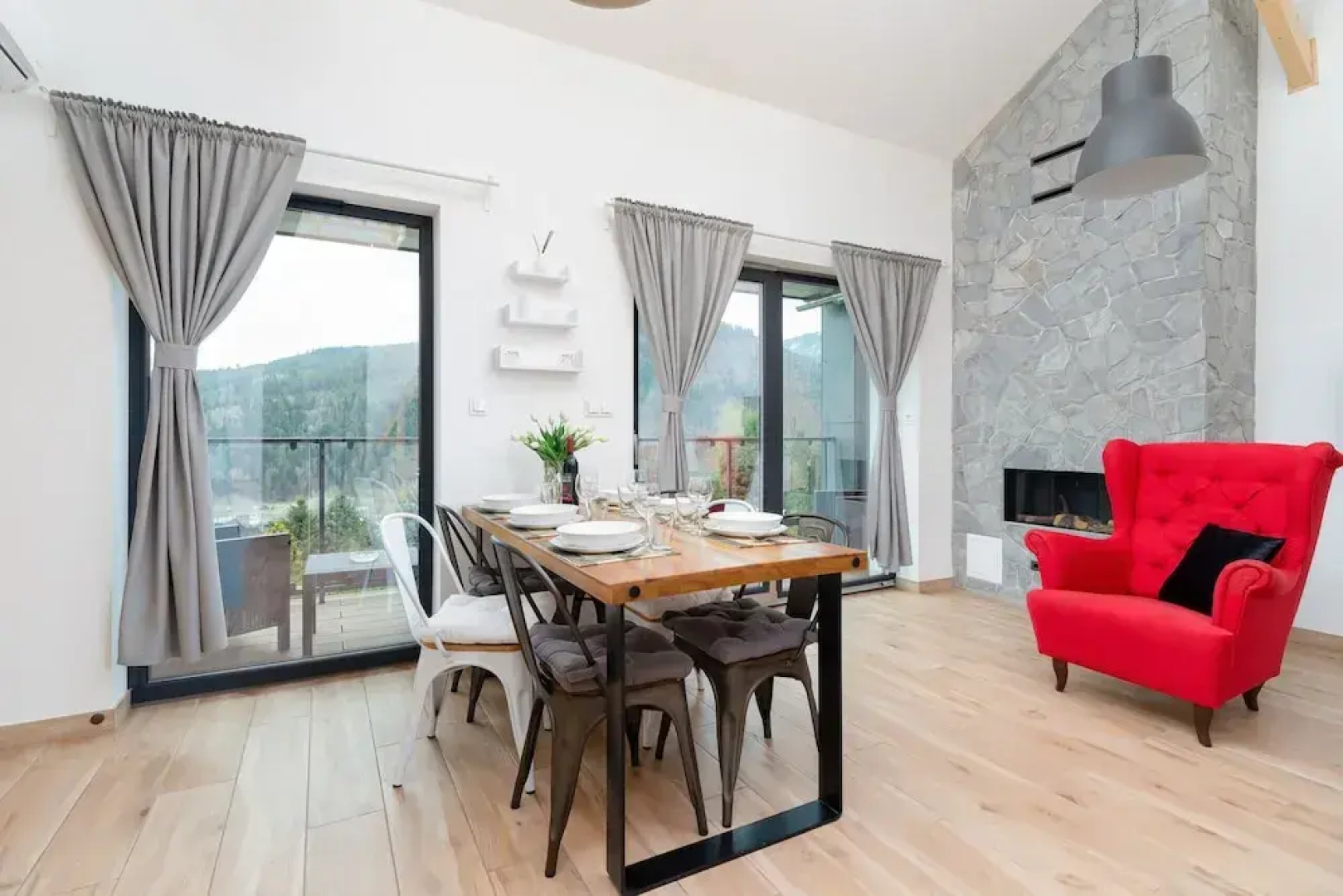 Prestige Golden View Wellness Apartments