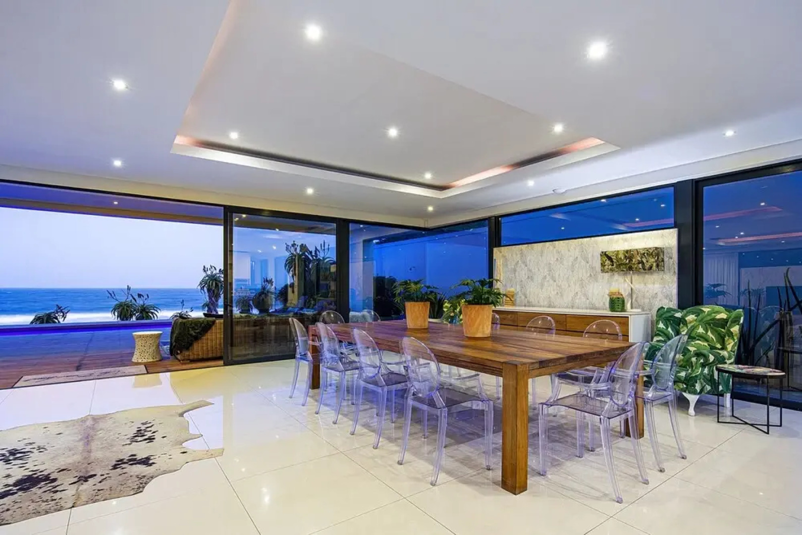 Dolphin Coast YOLO Spaces – Beach House Villa