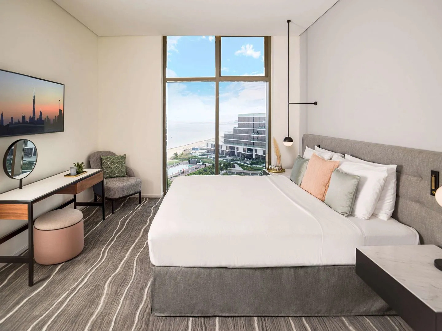 Th8 Palm Dubai Beach Resort, Vignette Collection, by IHG