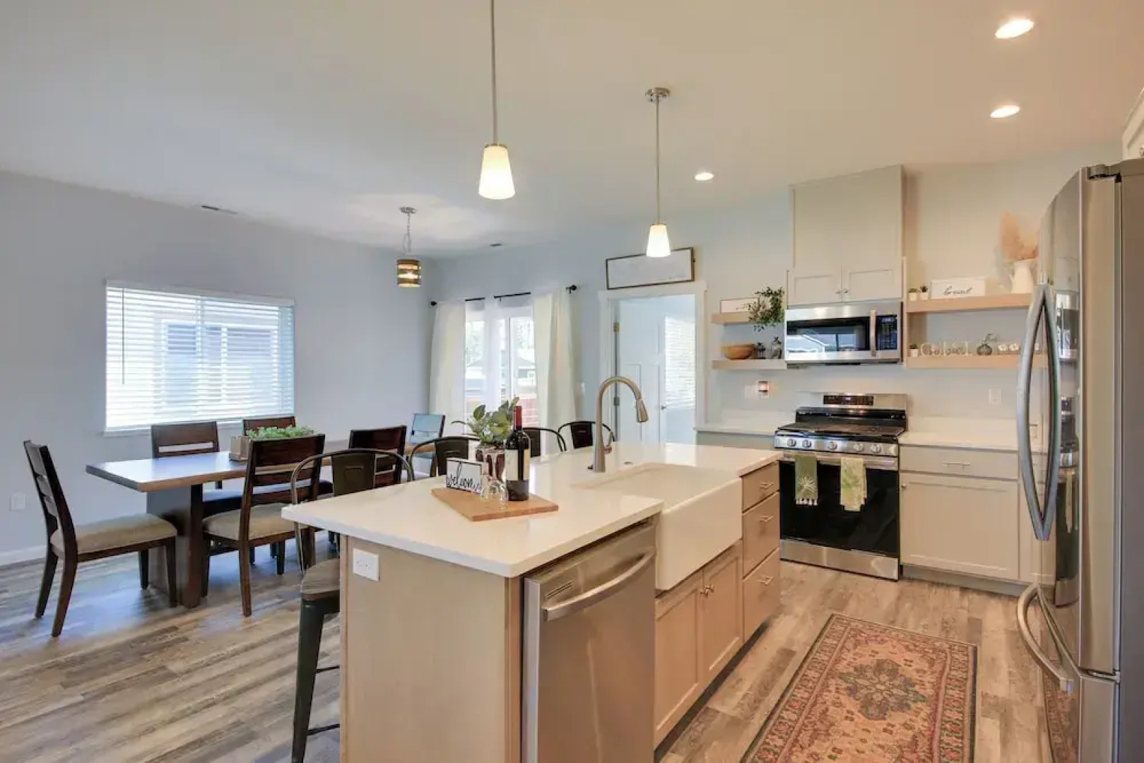 3 Mi to Lake Pend Oreille: Home w/ Deck & Yard