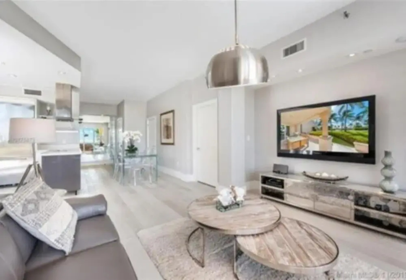 Beautiful Exclusive Fisher Island 3 En-suite Bedroom Apartment With Ocean and Pool Views 6 Guests