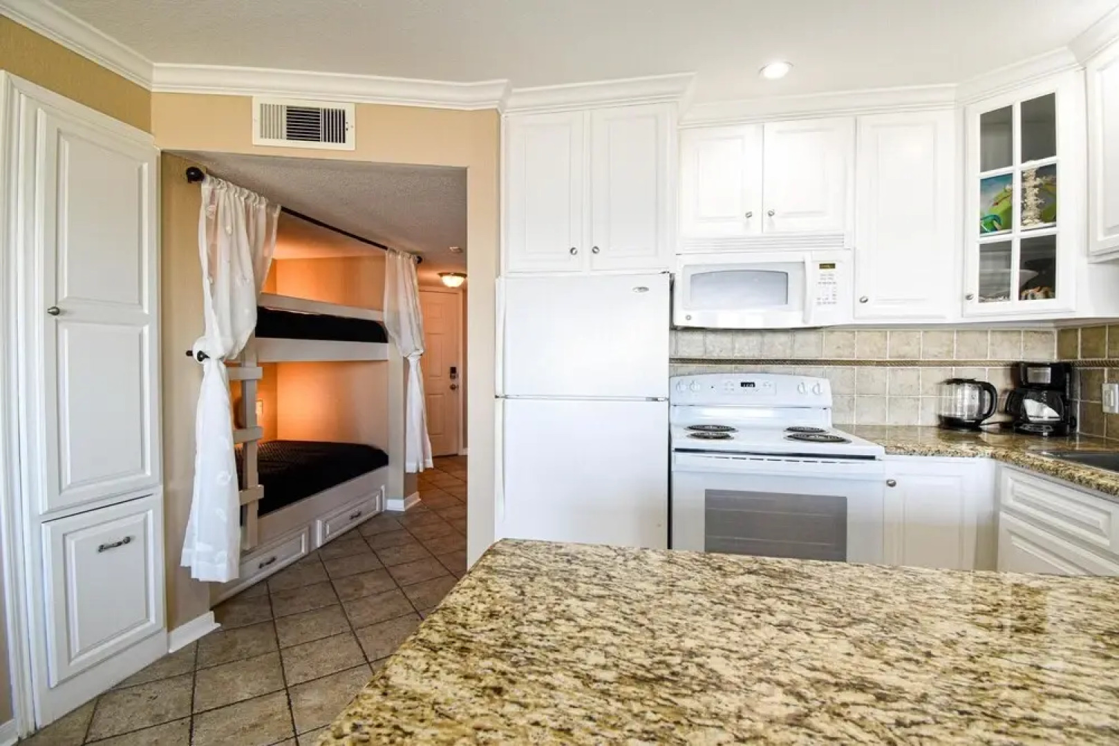 Seascape 2216 Hotel Room