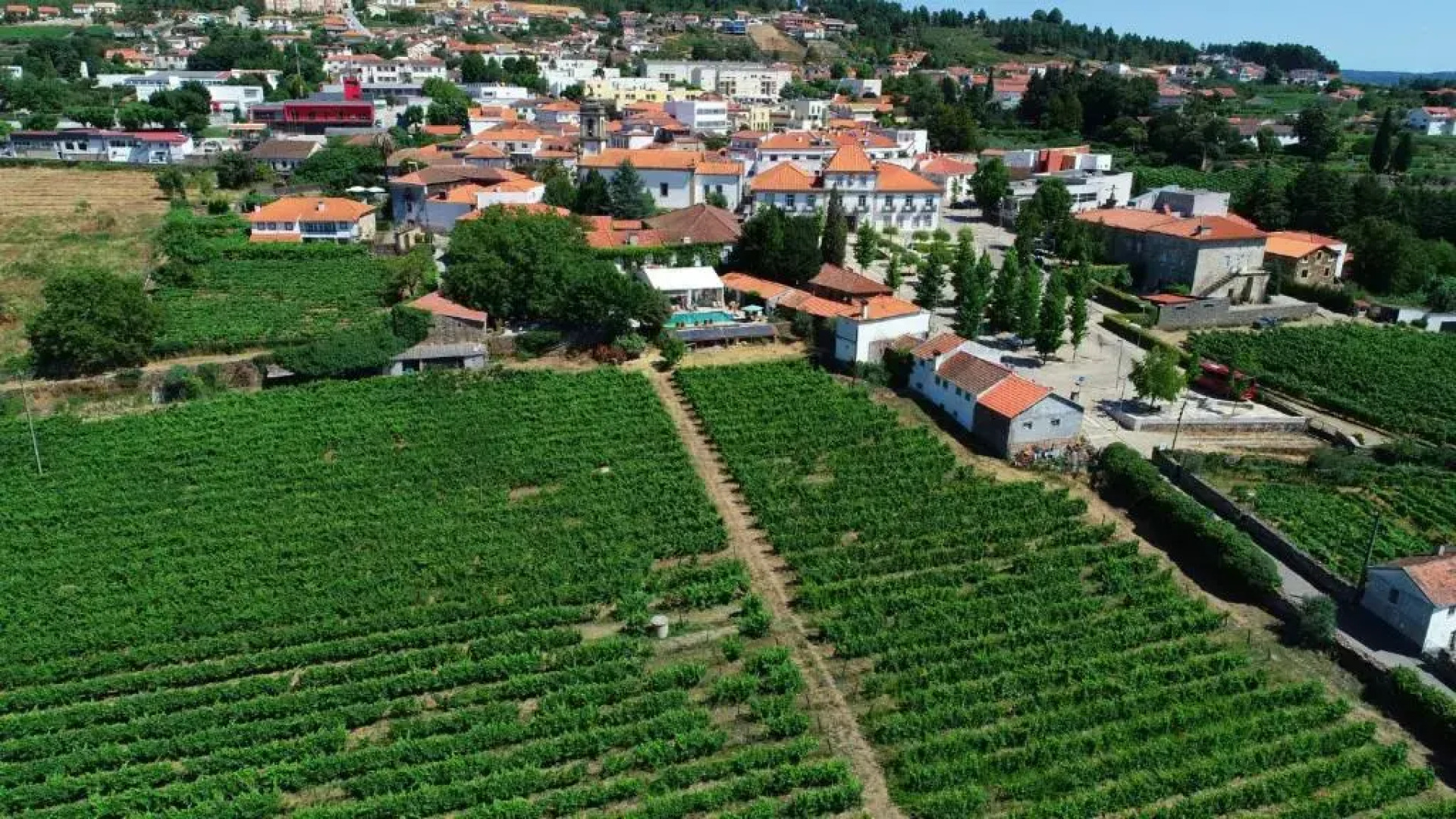 Casa Dos Barros By Vintage Theory