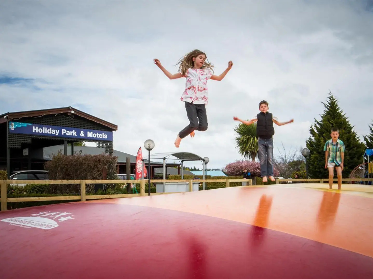 Te Anau Top 10 Holiday Park