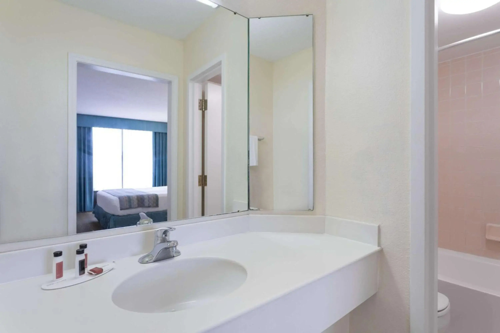 Extended Stay America Suites - Bristol