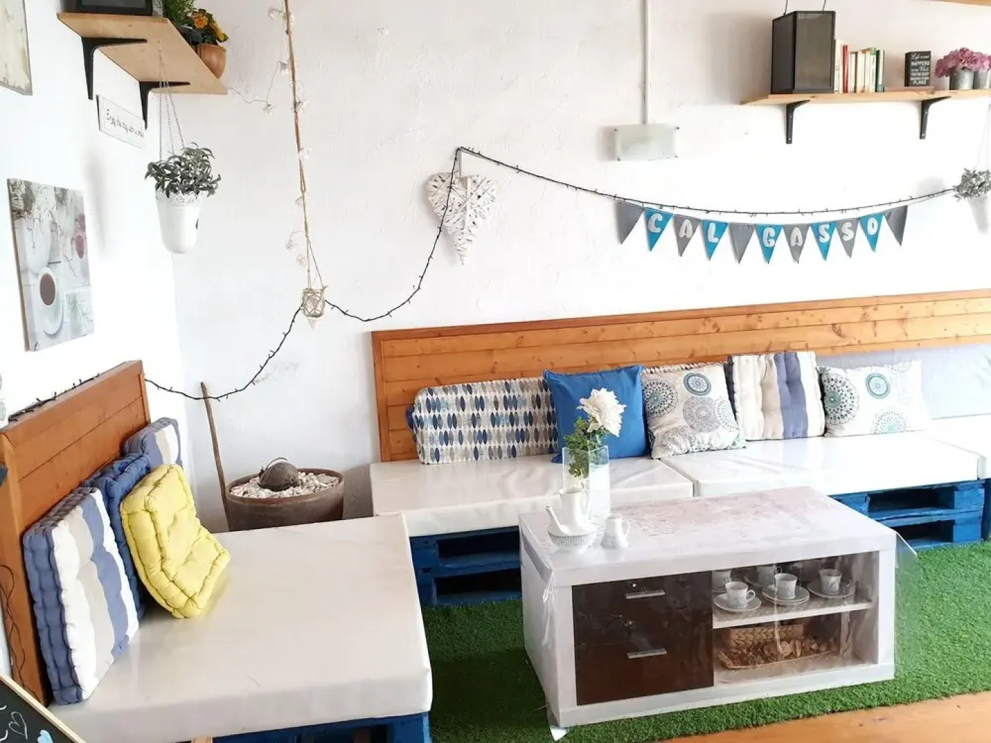 House with 5 Bedrooms in Poble Nou, with Enclosed Garden And Wifi - 6 Km From the Beach