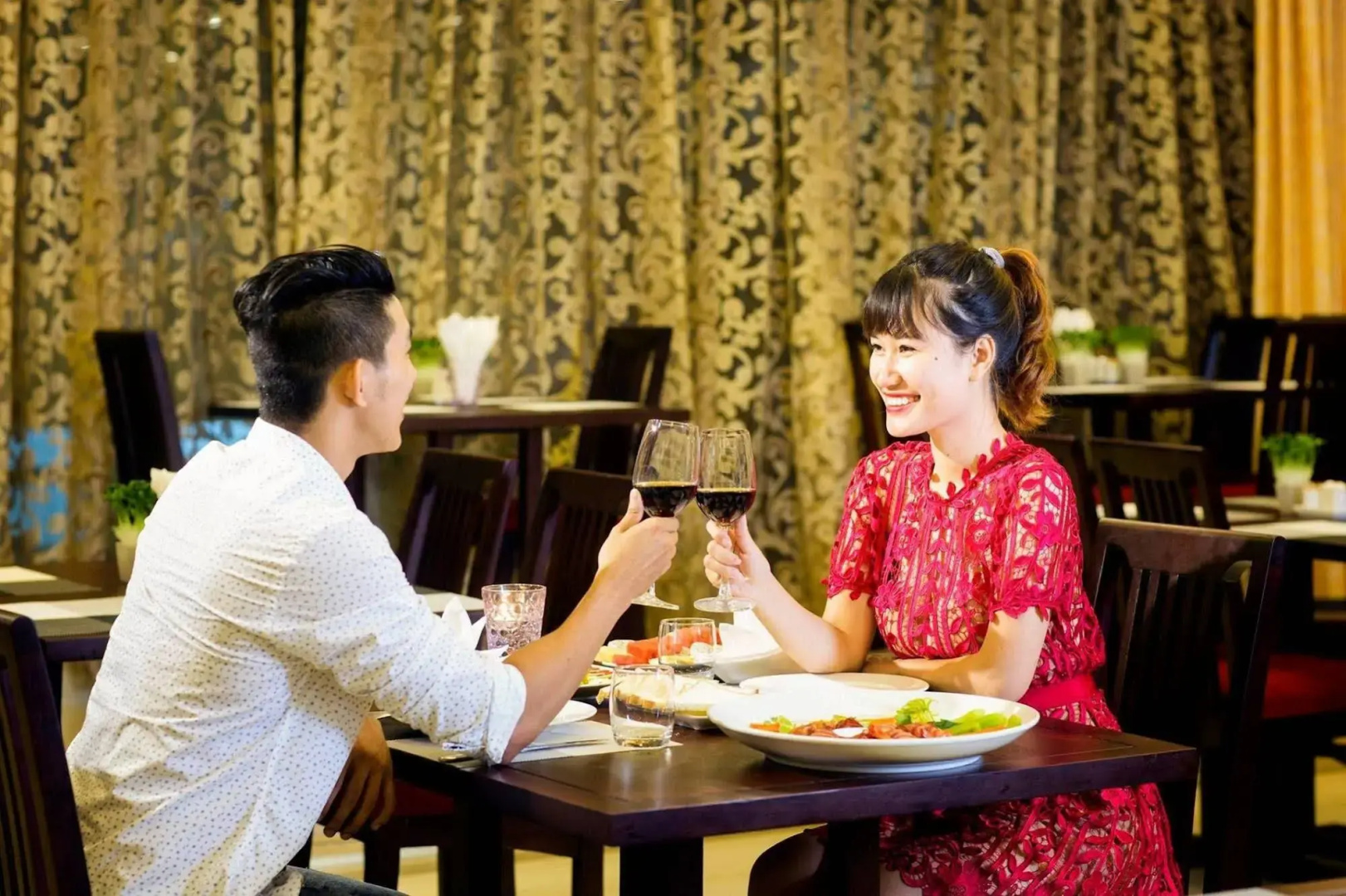 Paris Nha Trang Hotel & Apartment