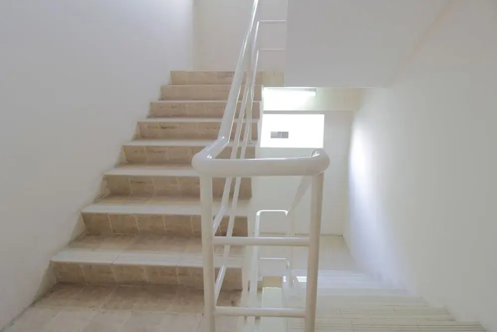 Airy Centerpoint Ahmad Yani Kav 20 Bekasi