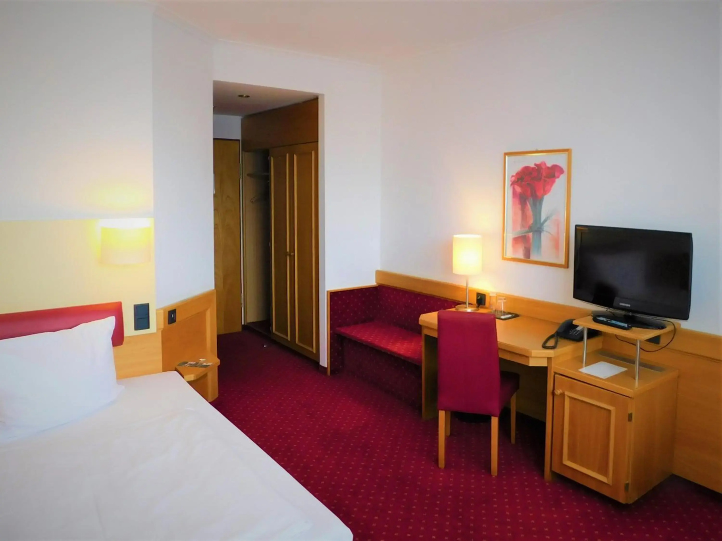 Feringapark Hotel by Coffee Fellows Hotels