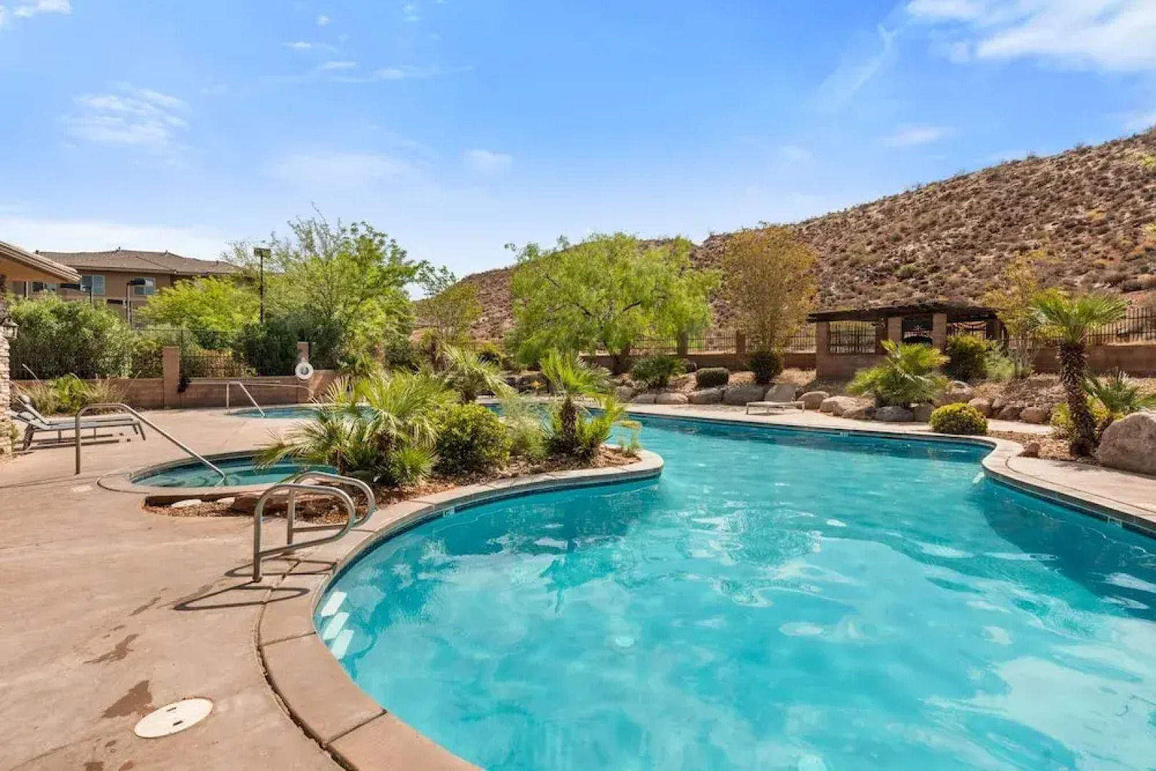 Sweet Retreat 3 Bedroom Condo