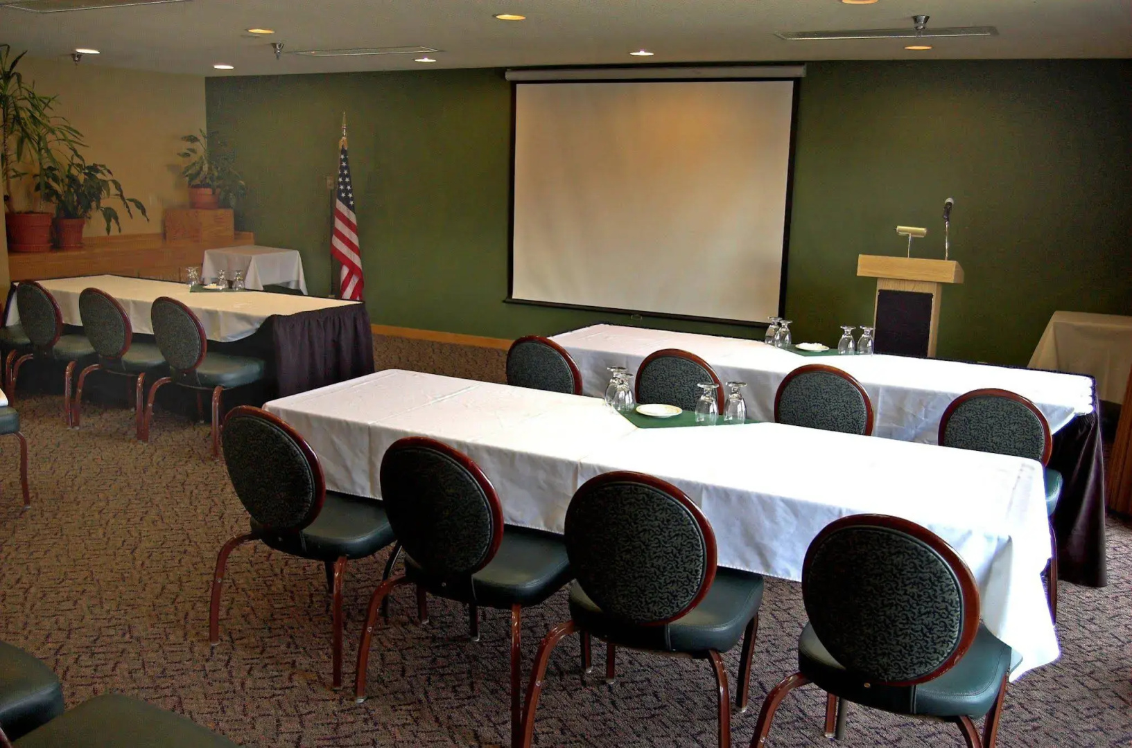 Best Western Plus Hood River Inn