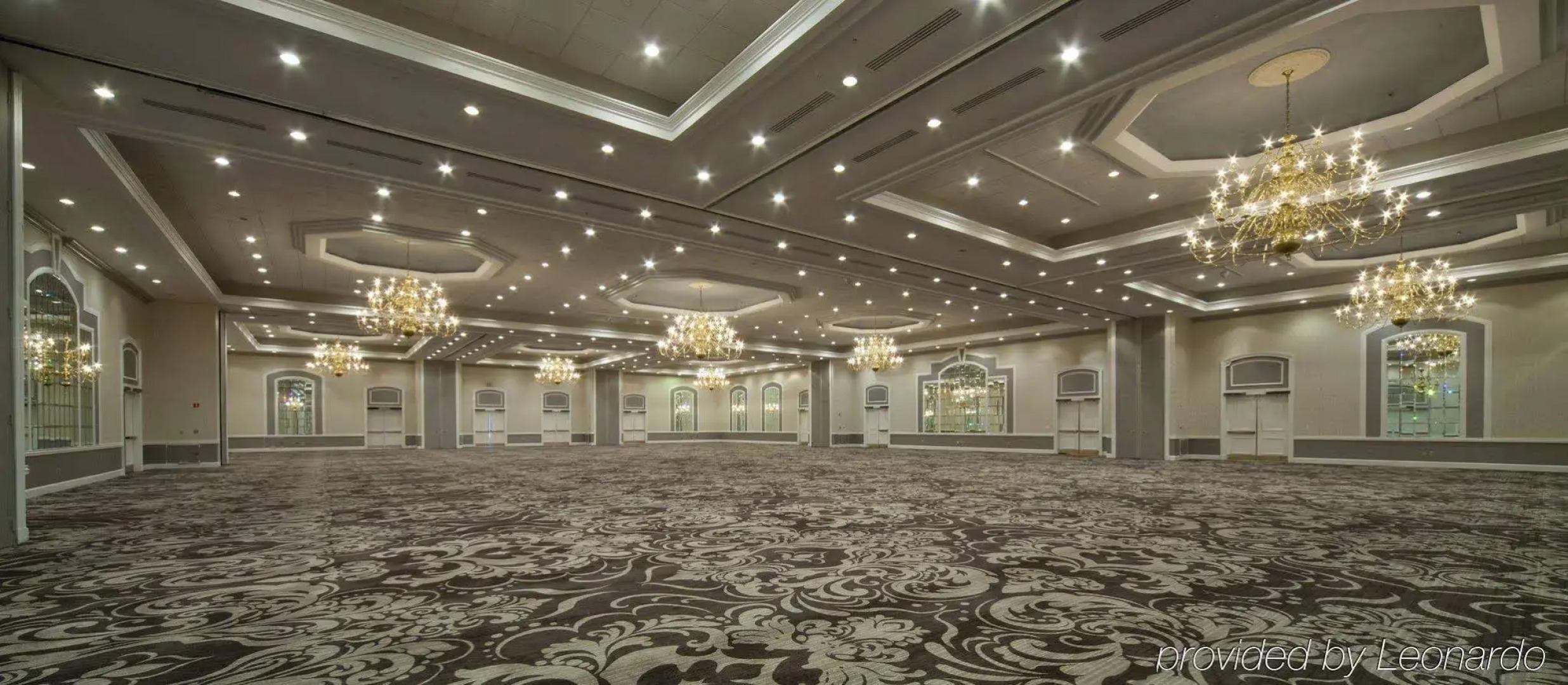 Sheraton Charlotte Hotel