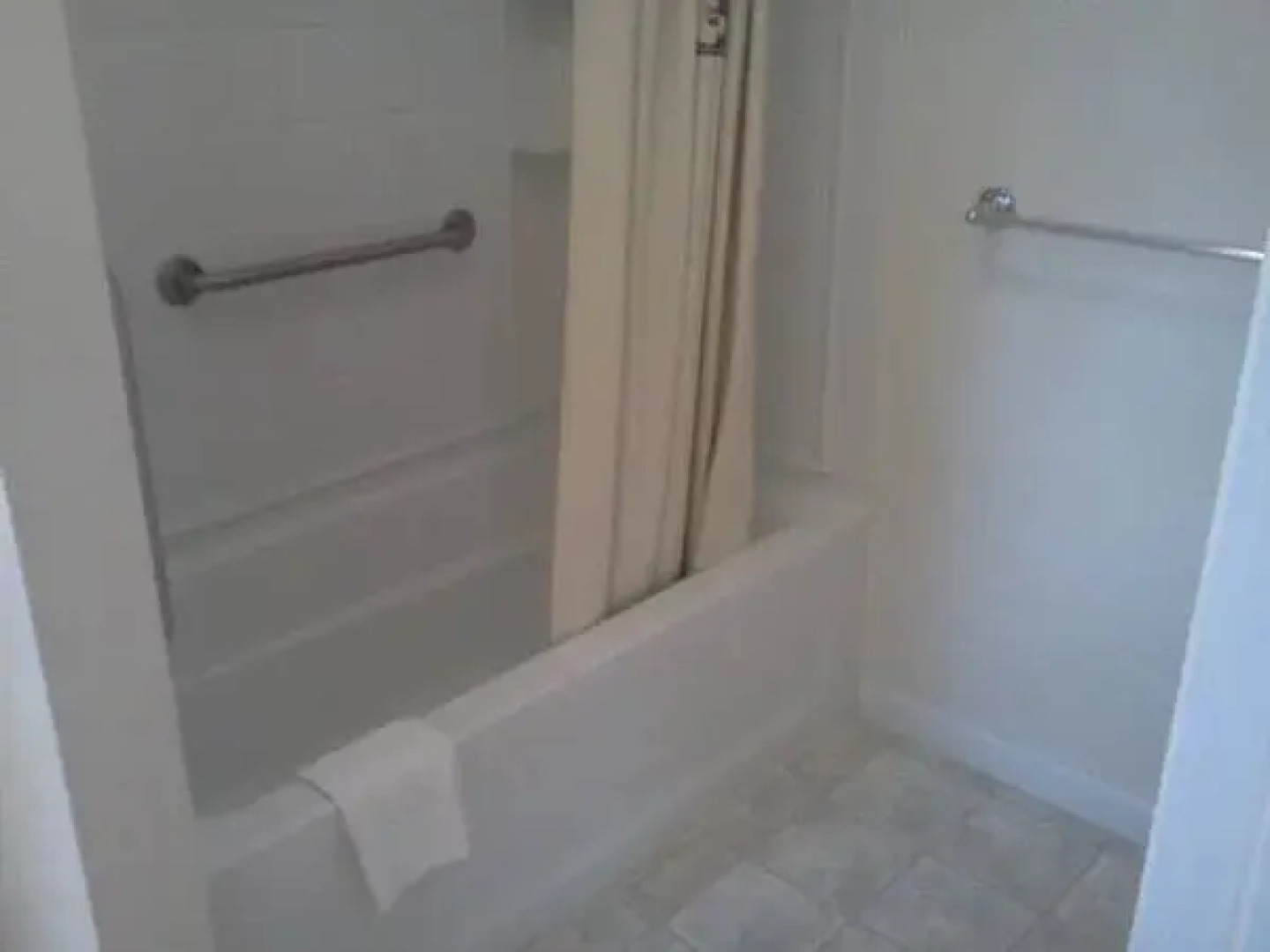 Budget Host Parkway Motel