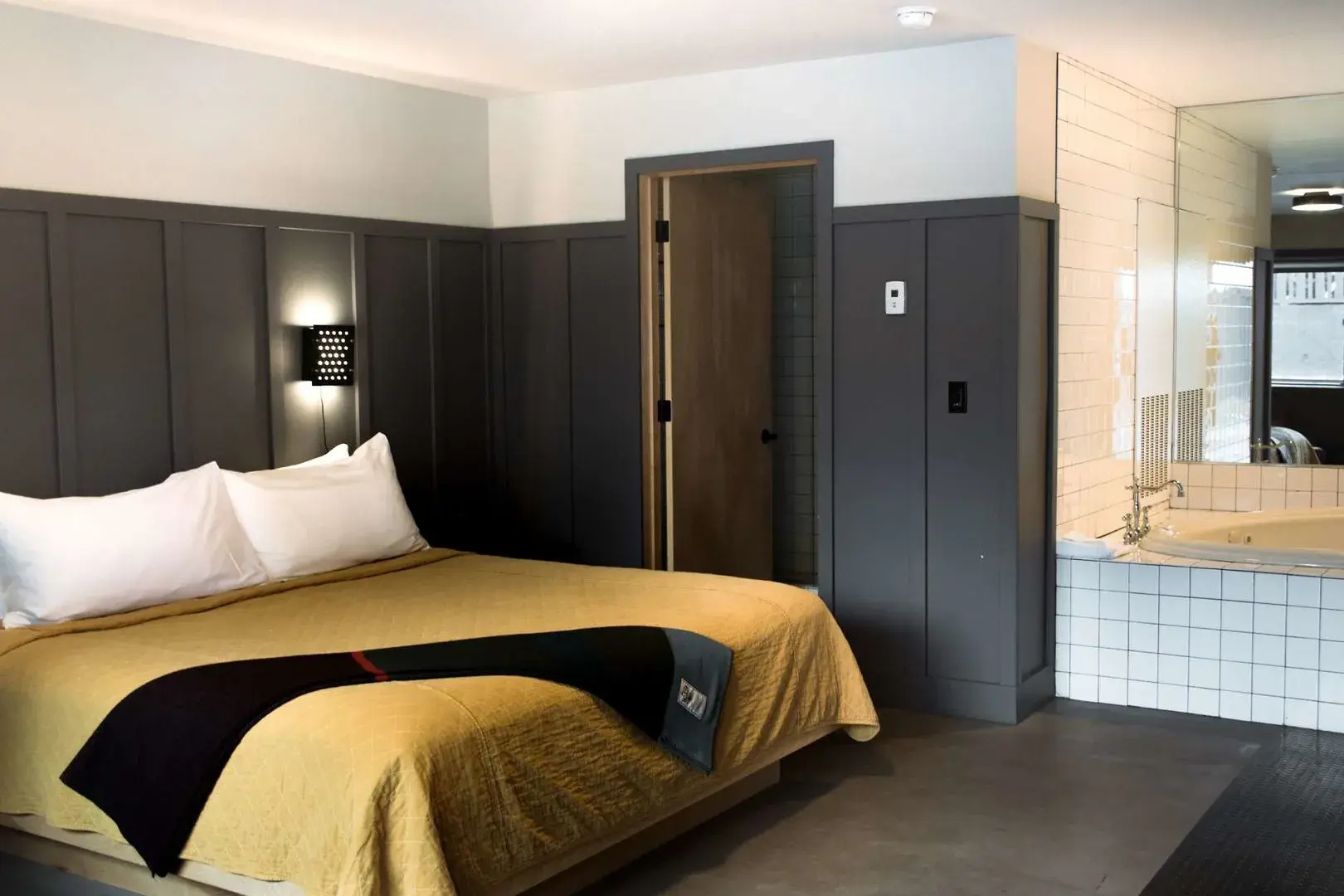 The Coachman Hotel