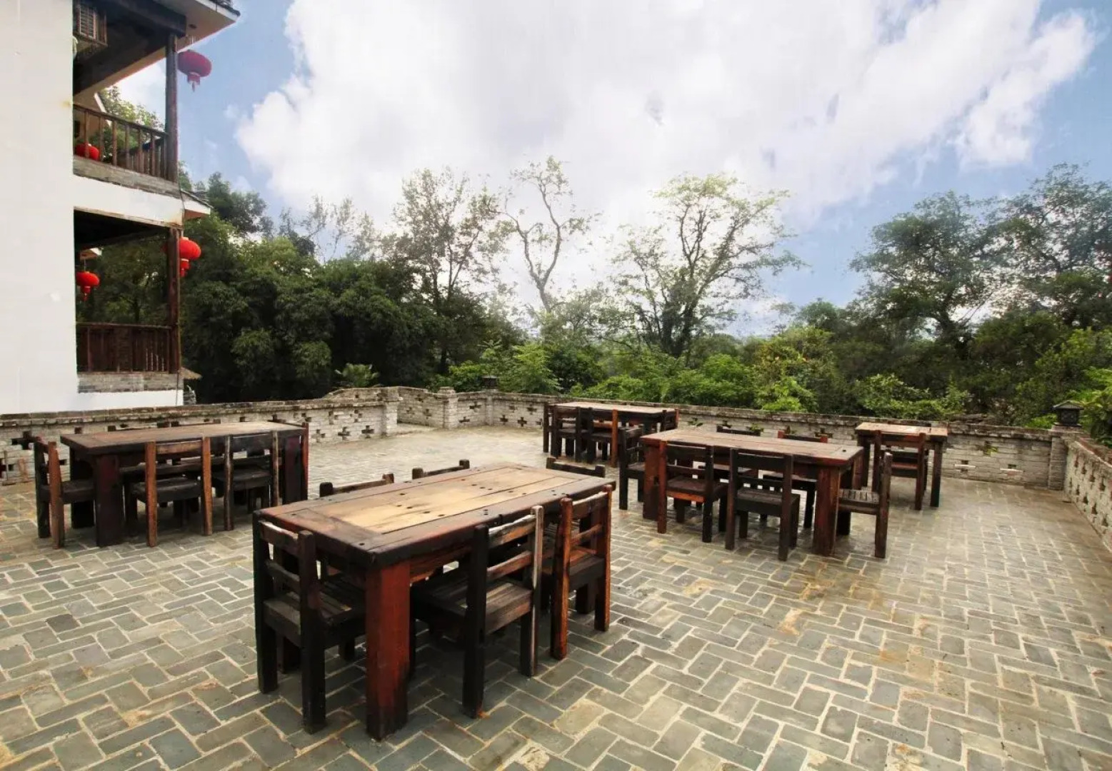 Yangshuo River Lodge