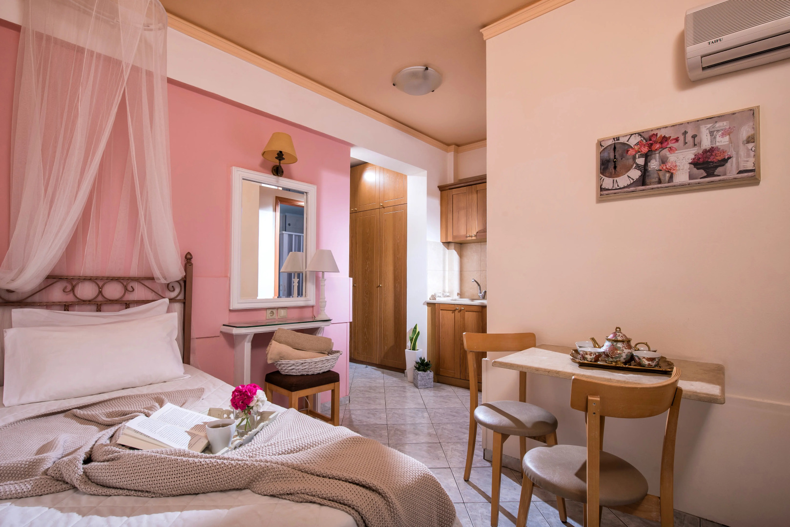 Socrates Hotel Malia Beach