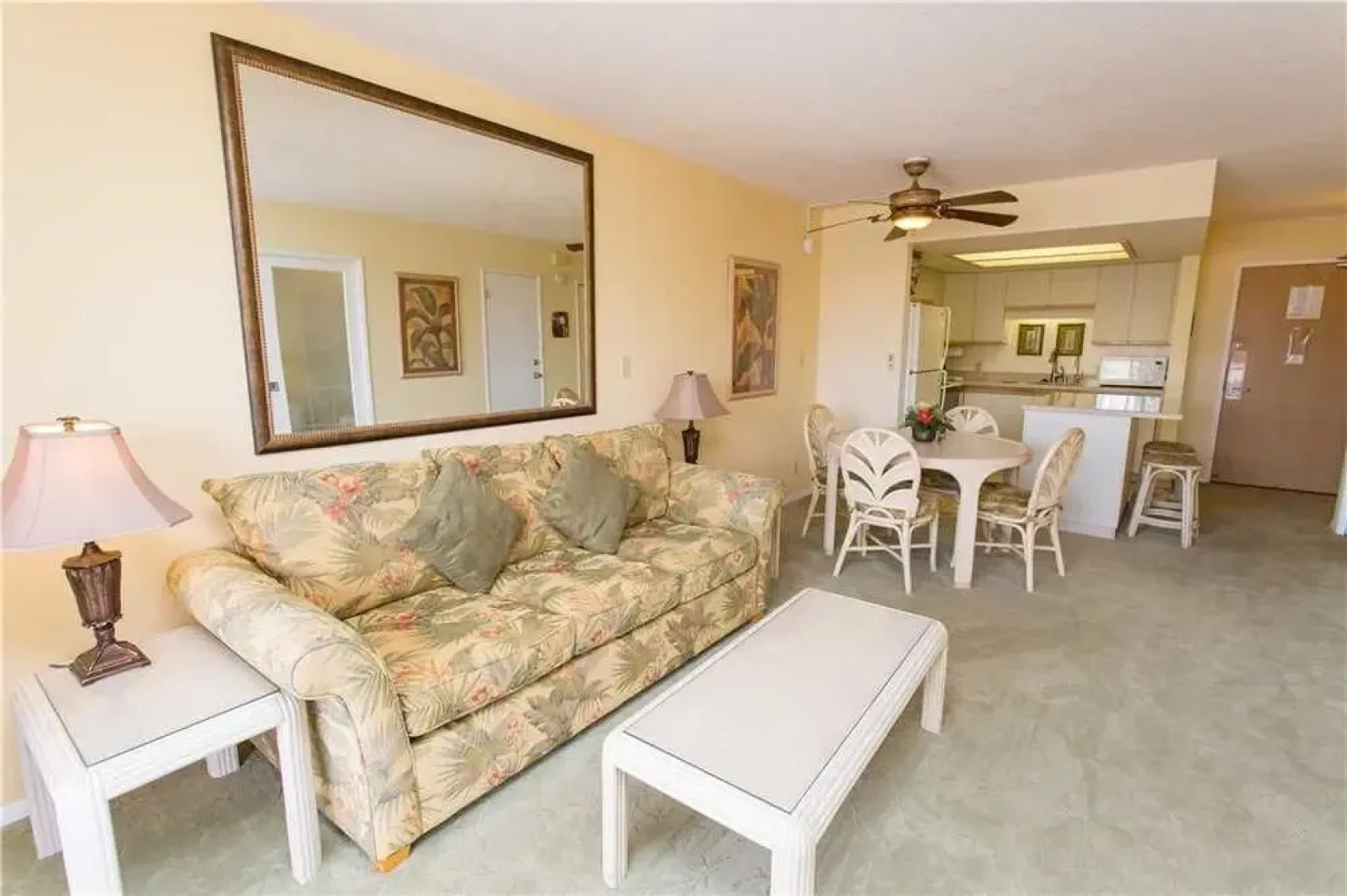 Maui Banyan H412 - One Bedroom Condo with Ocean View