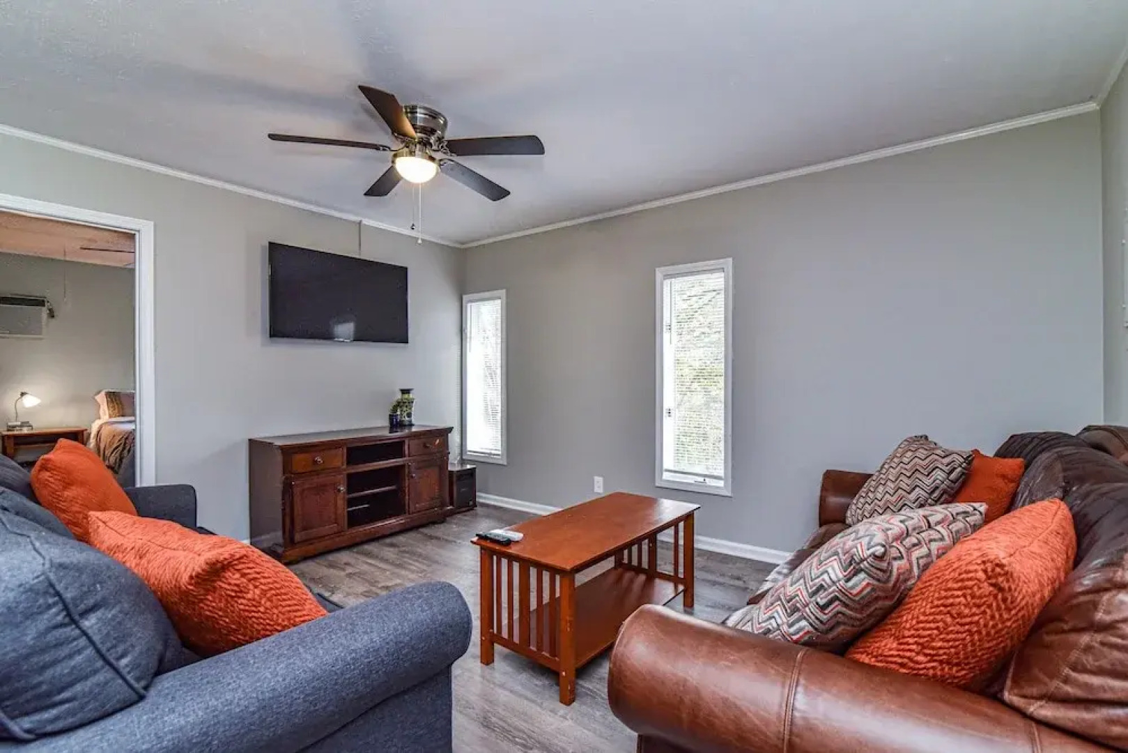 Cozy Mtn. Getaway in South Asheville