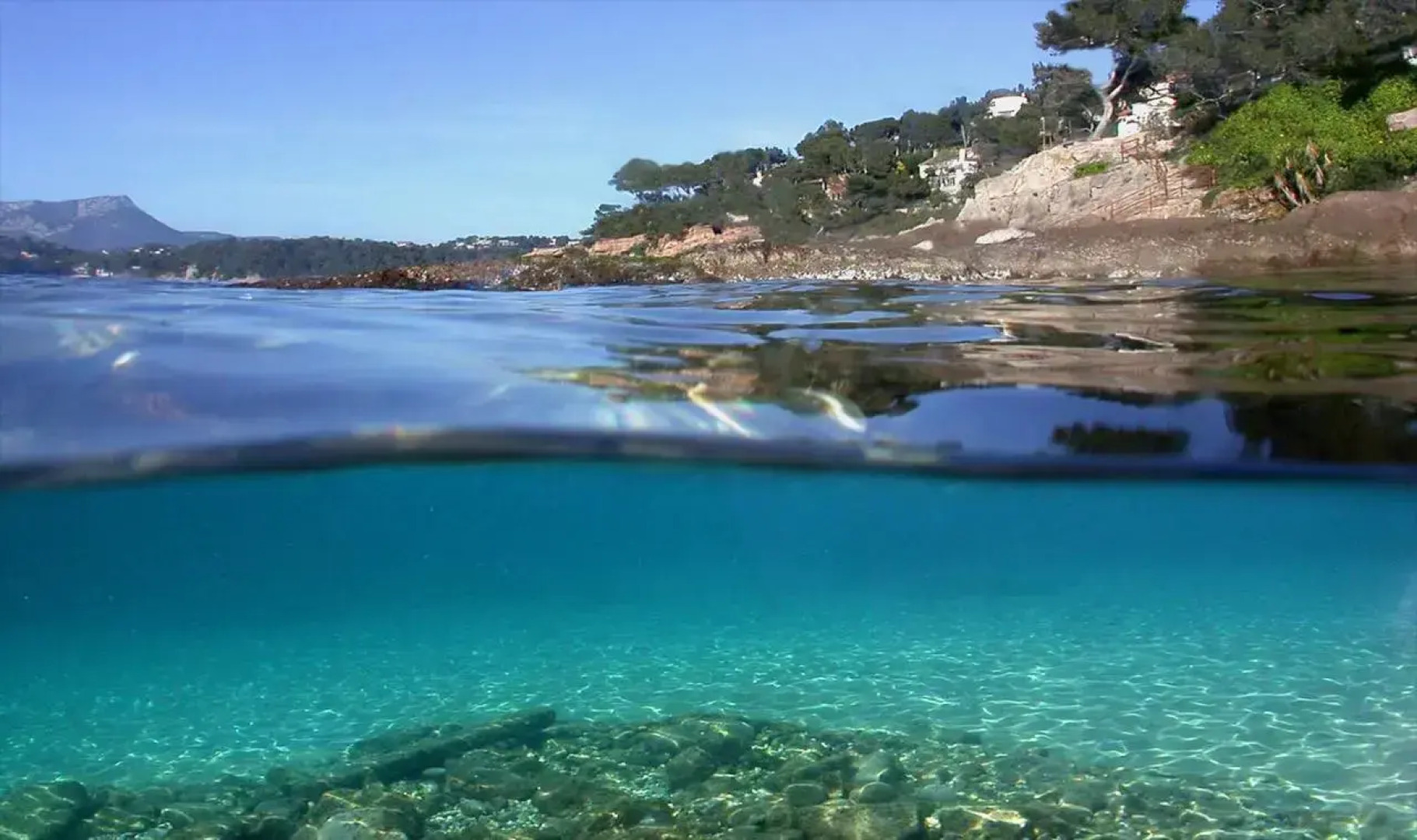 Duplex maison de village, plages, LESCLESDENICOLE