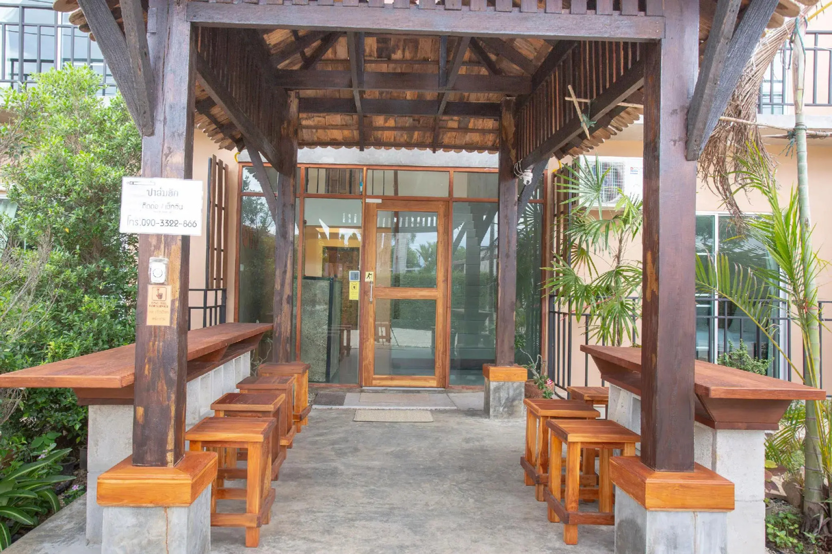 OYO 1041 Palm Hug Resort