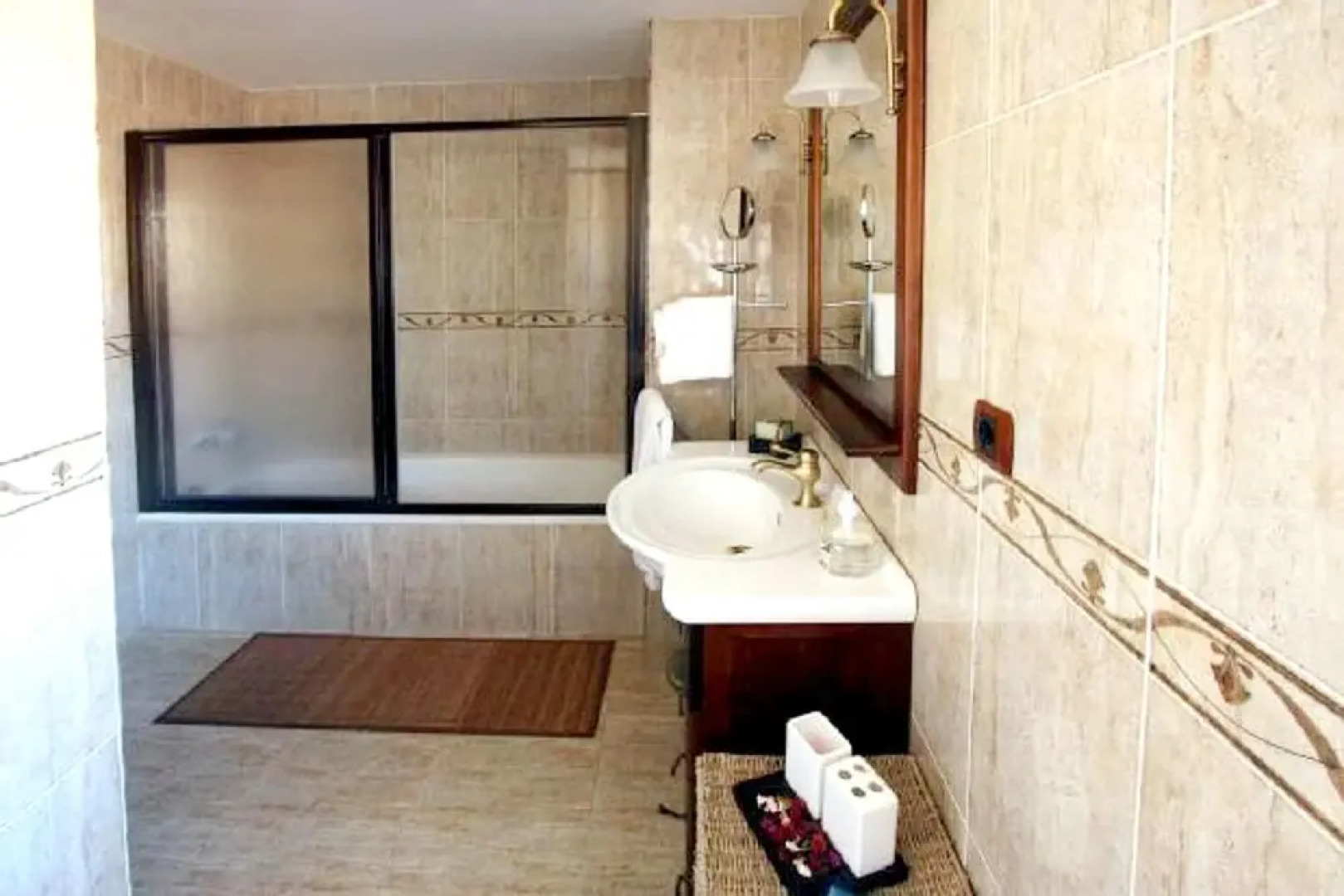 House With 5 Bedrooms in Quemada, With Enclosed Garden and Wifi