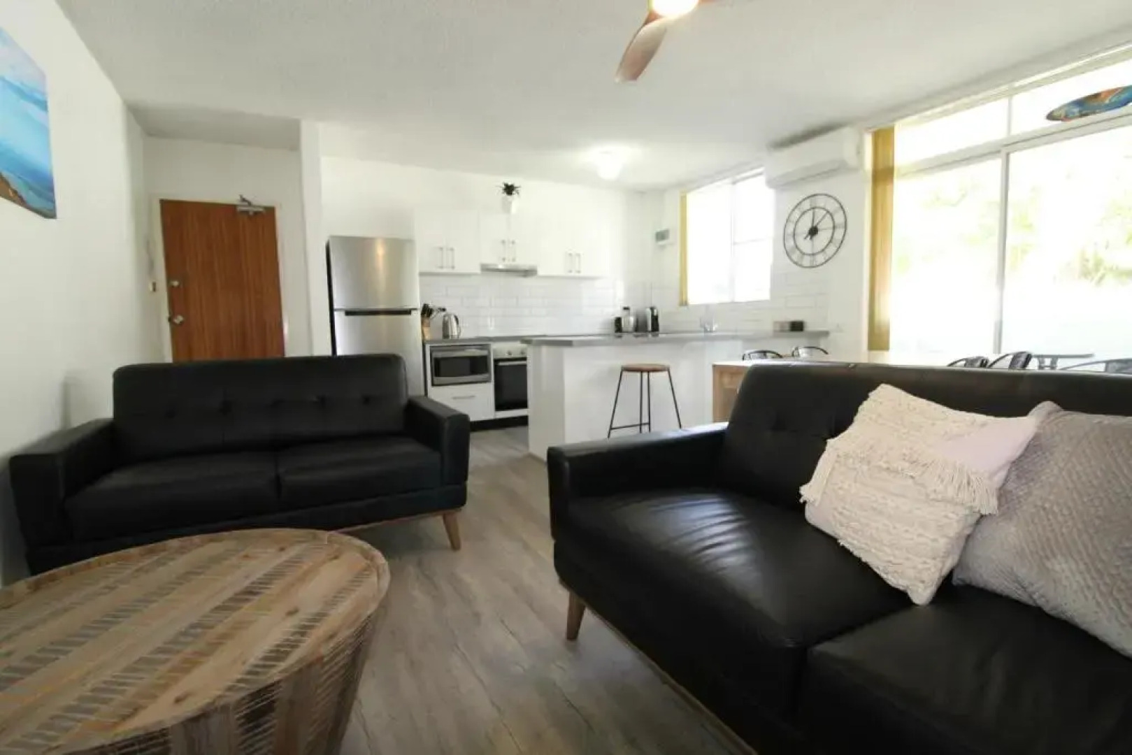 Main Break 1, 1 Main Street,