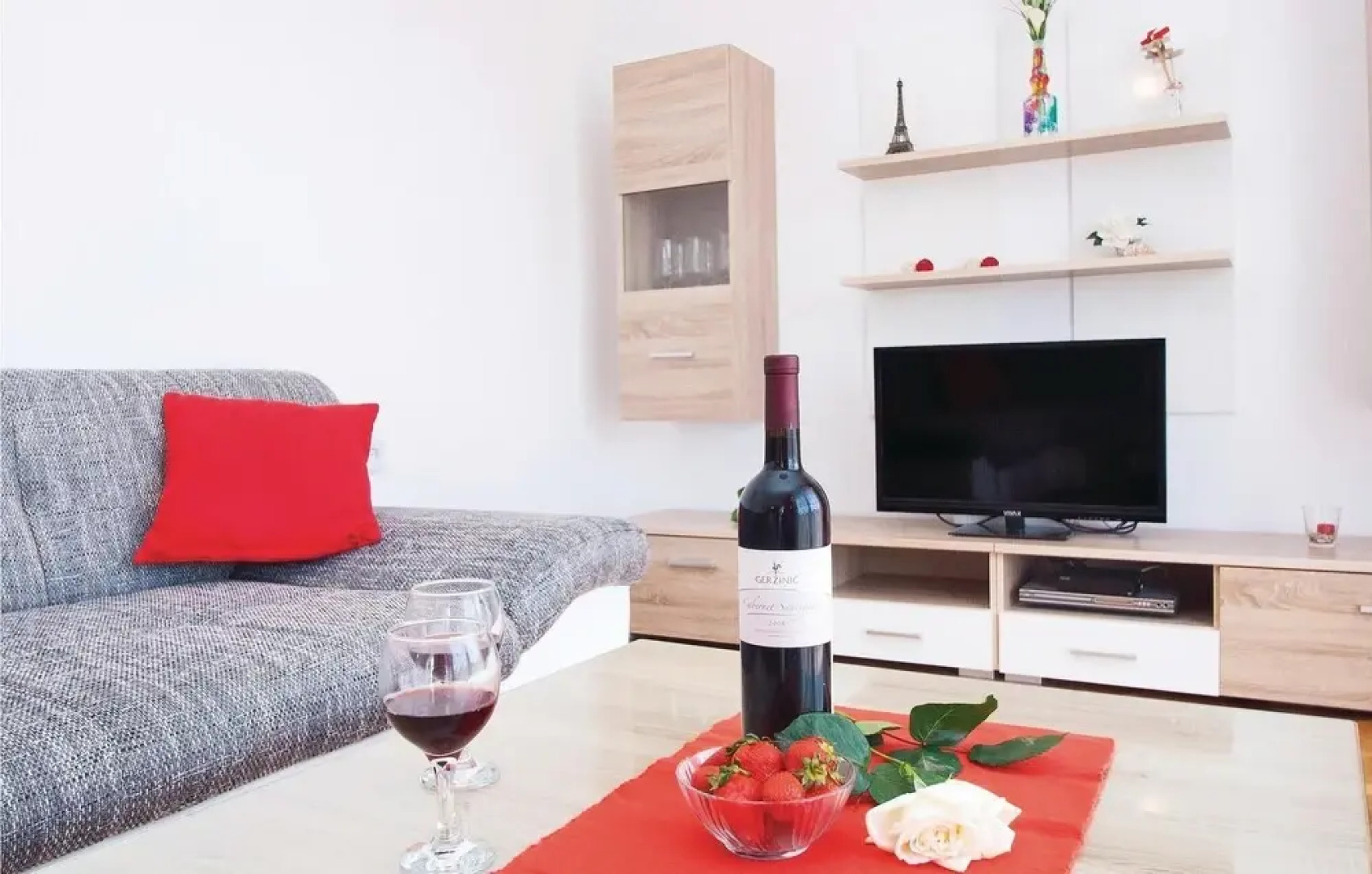 Beautiful Home in Pula With Wifi and 2 Bedrooms